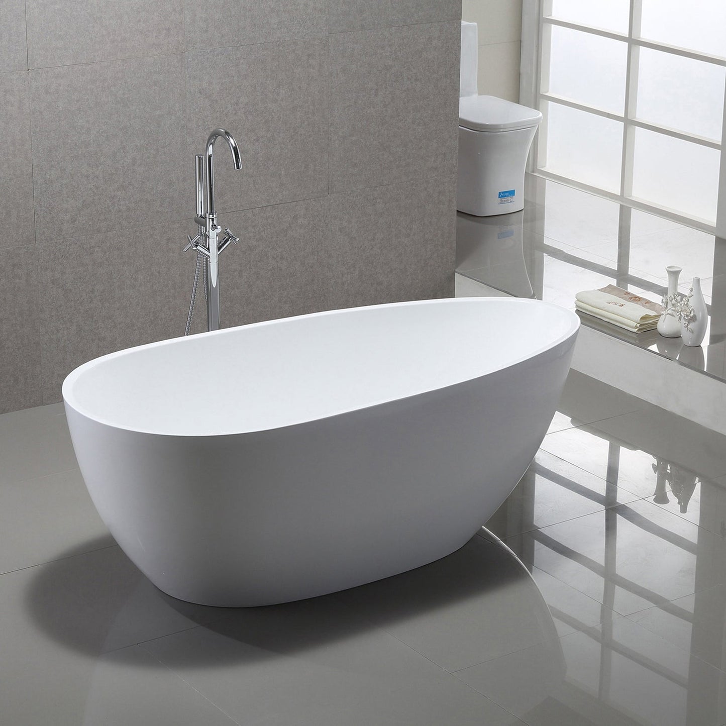 Ovee Acrylic Freestanding Bath